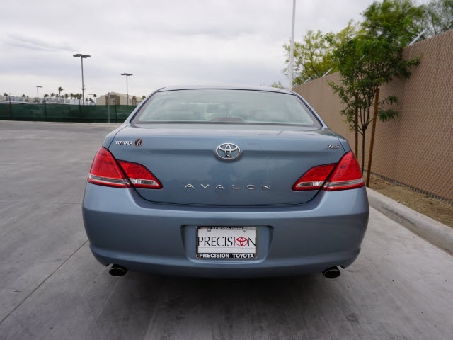 pre owned 2006 toyota avalon #2