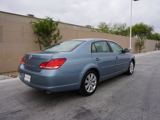 pre owned avalon toyota #2